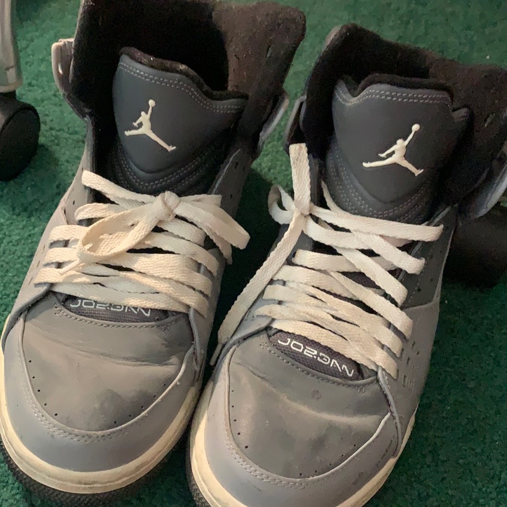 Jordan 23 grey sneakers